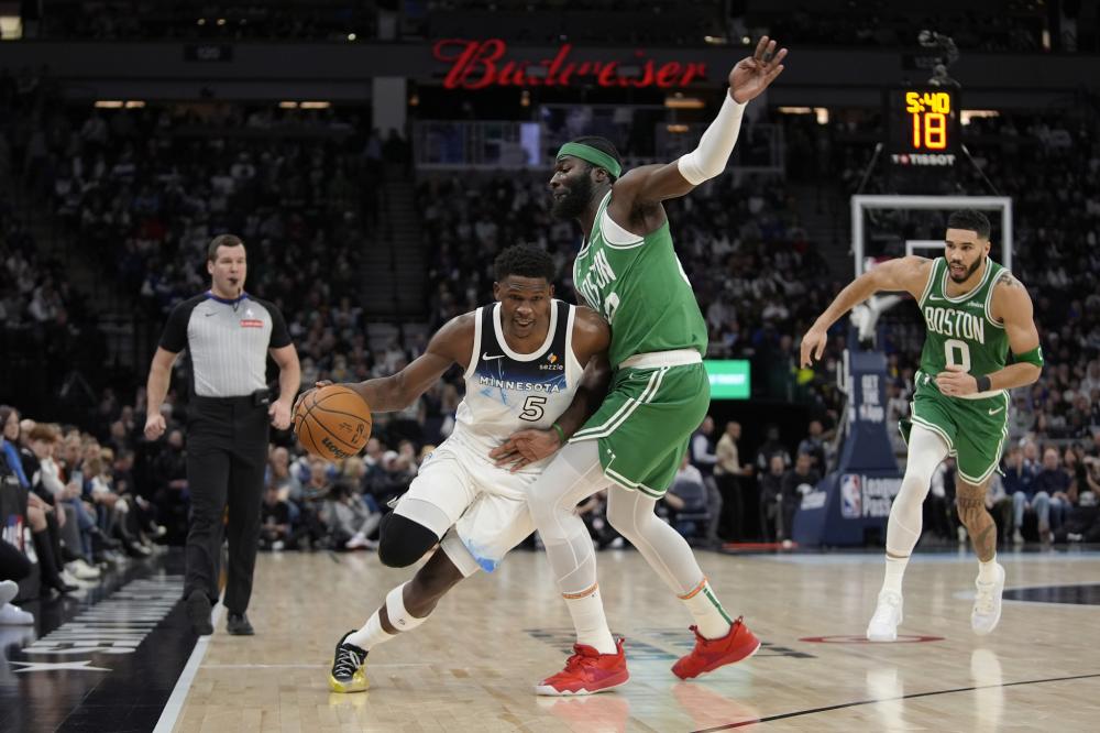 还是场上攻 还是场上攻