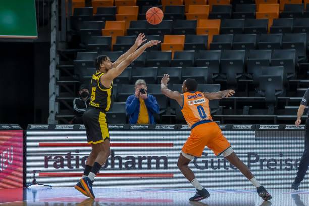 T赛事中 T赛事中