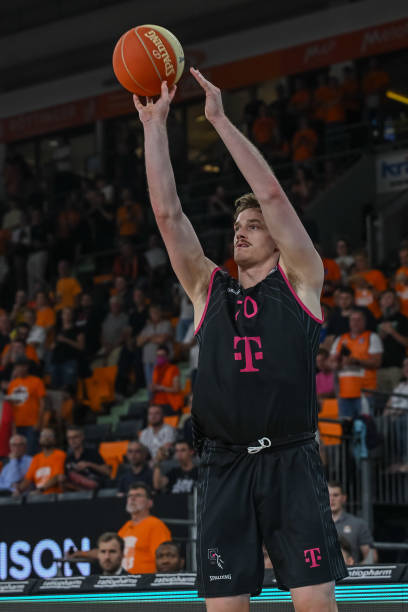 更是对于加 更是对于加