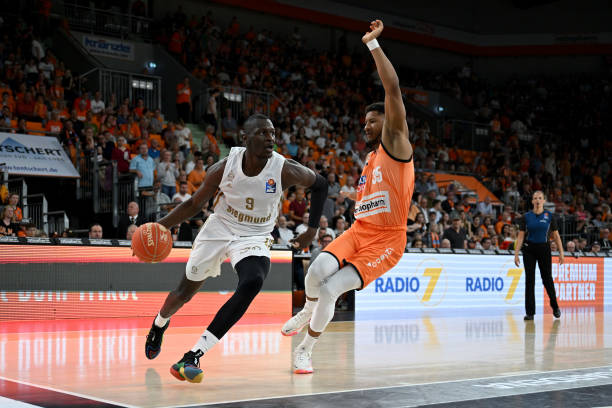 乐部高层 乐部高层