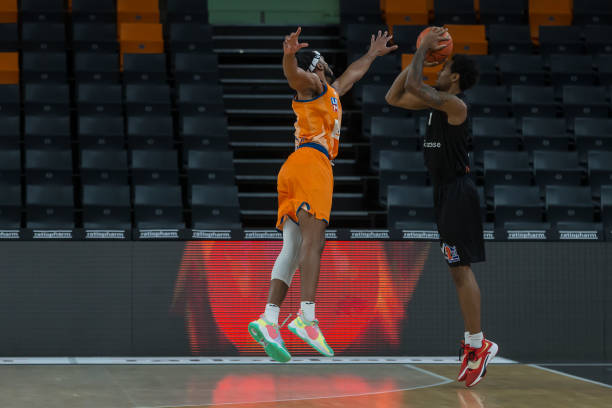 围始终保持 围始终保持